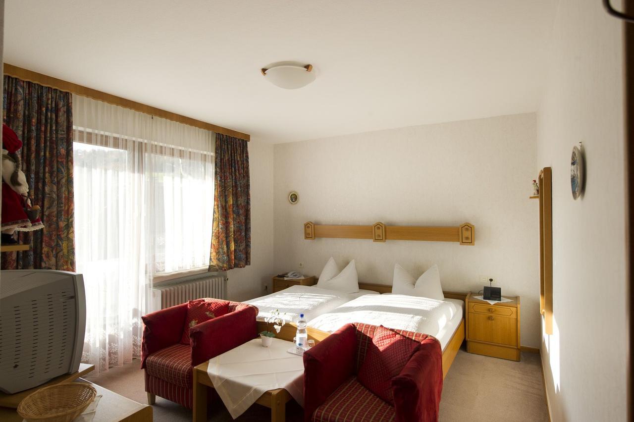 Dorf Gut Hotel Zur Warte Witzenhausen Luaran gambar